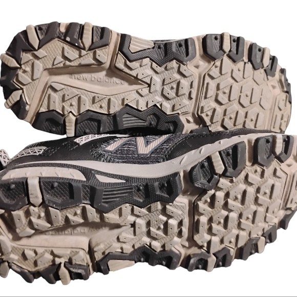 New Balance 7 1/2 - Picture 5 of 6